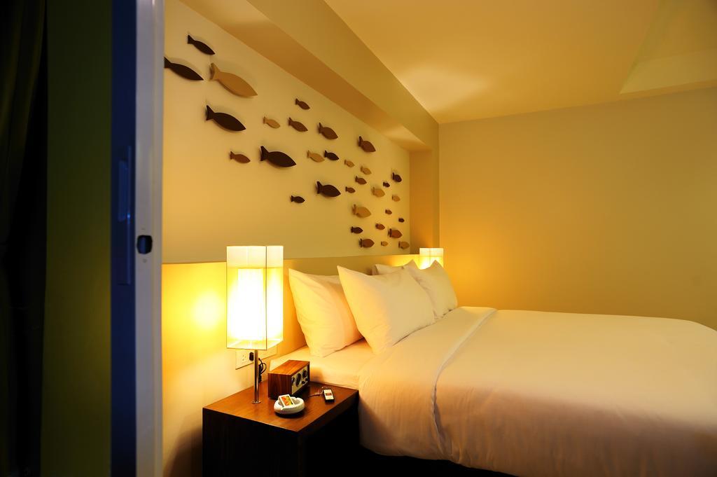 The Album Hotel Patong Екстериор снимка