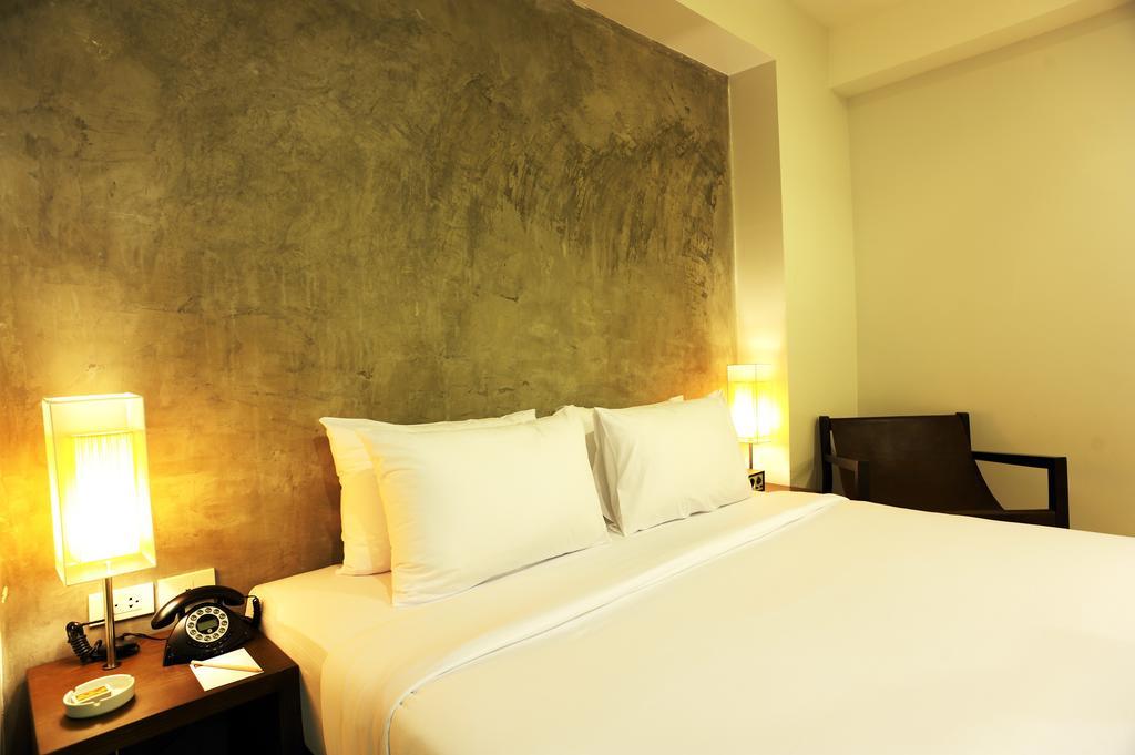The Album Hotel Patong Екстериор снимка